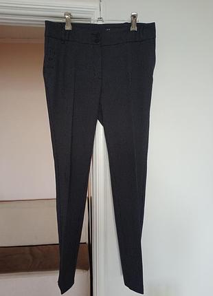 Штани у краплинку