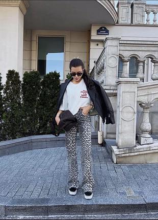 Леопардові джинси