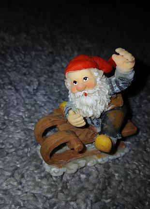 Игрушка новогодняя швеция 8см