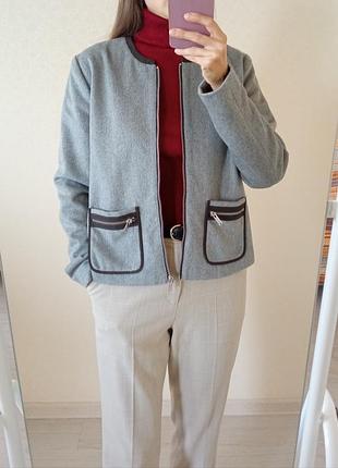 Вовняний жакет