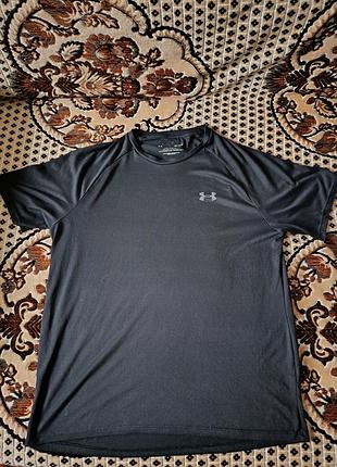 Футболка under armour