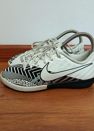 Детские футзалки nike mercurial vapor 13 academy mds ic (cj1175-110) размер 34