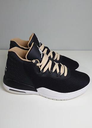 Кроссовки nike air jordan academy bg youth mid 844520-012 black/white 37.5 р оригинал