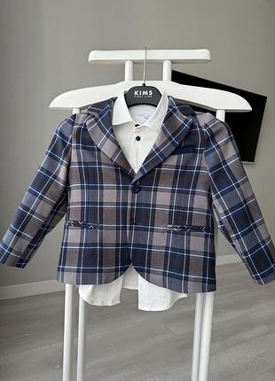 Костюм тройка для мальчика пиджак брюки рубашка италия