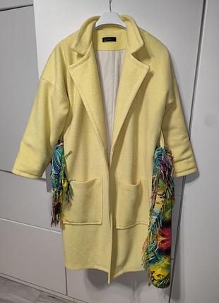 Женское пальто cara mia italy с шарфиком