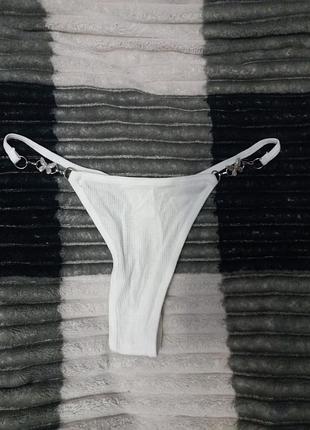 Нижнее белье 
стринги с бабочками