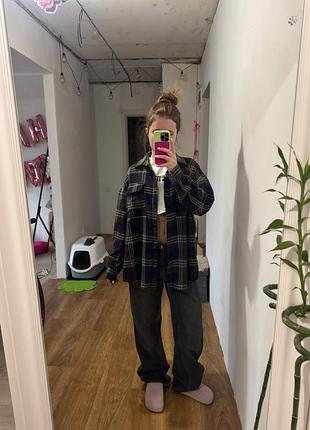 Картата подовжена сорочка у клітинку