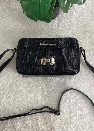 Маленька  чорна сумочка