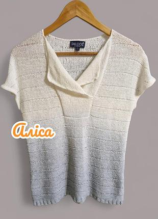 Вязаная кружевная футболка кофта