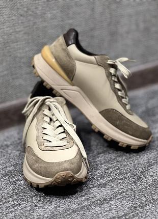 Коричневі/бежеві кросівки❤️