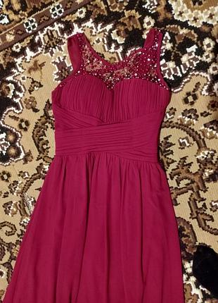 Платье вечернее
