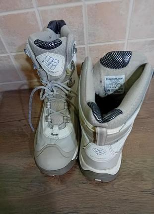 Женские демисезонные кроссовки сапоги 40 размер