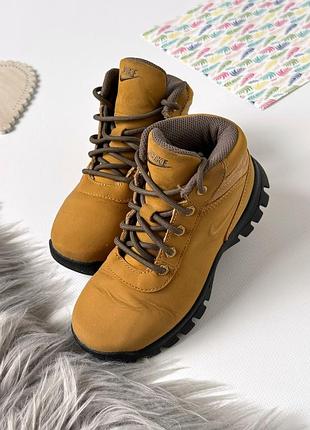 Черевики nike (оригінал) 10,5/28  р-р