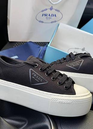 Жіночі кросівки топ якість 🥑