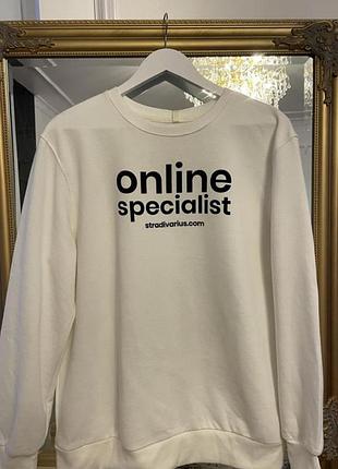 Stradivarius 
біла довга худі нова!