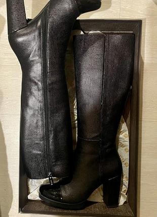 Італійські чоботи шкіра чорні 39