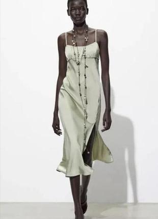 Очень красивое платье оливка