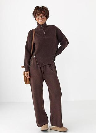В'язаний костюм зі светром із блискавками та прямими штанами мод 305
