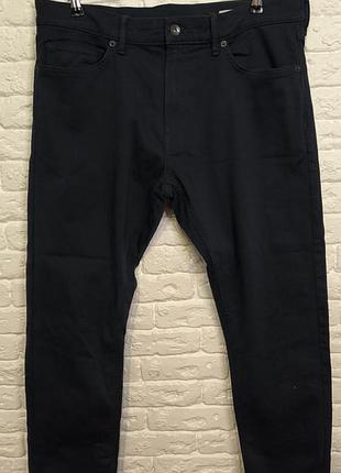 Фірмові стрейчеві джинси слім 36р.