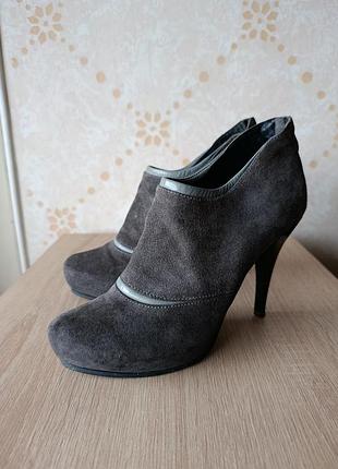 Ботильоны / ботиночки замшевые на шпильке