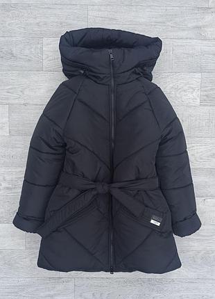 Зимняя удлиненная куртка ребенка