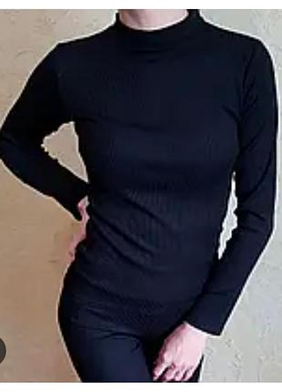 Жіноча термокофта від бренда decathlon.