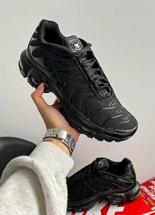 Nike air max plus 'triple black' 6