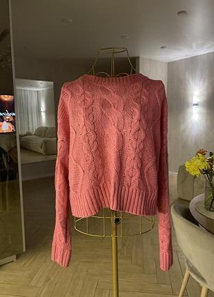 Вязаний трендовий шерстяний светр