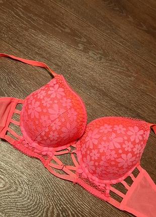 Мереживний бюстгалтер з пушапом р. 85 b 38 b від secret possessions