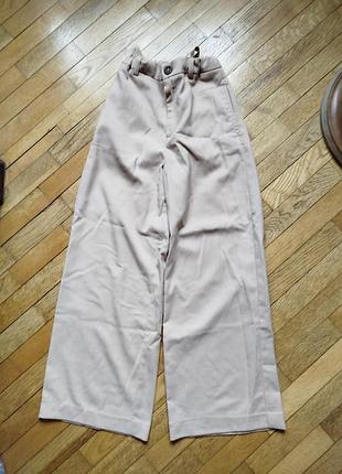 Брюки для девочки фирмы reserved