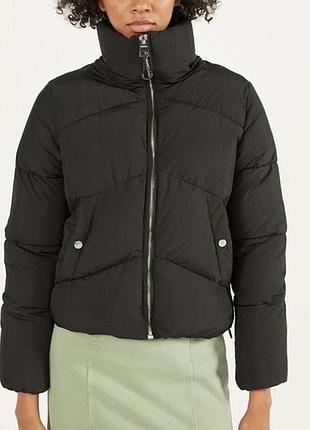 Жіноча куртка пуховик bershka xs