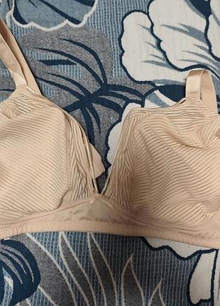 Бюстгальтер без косточек