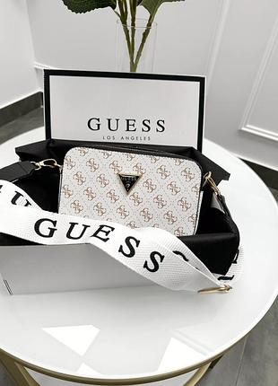 Сумочка guess кросс-боди белый+ черная вставка, белый ремень есть