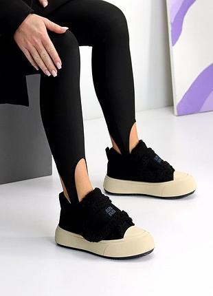 Автоледи из экозамши, внутри экомеха