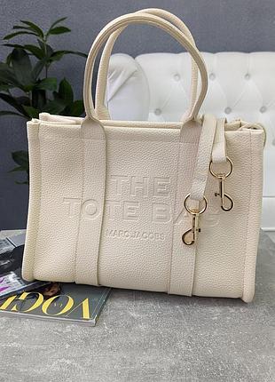 Сумка шоппер marc jacobs medium tote bag молочный е.