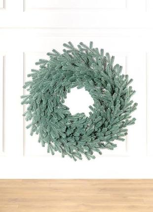 Венок литой "венский" большой голубой