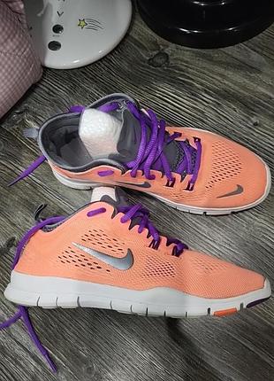 Кроссовки nike