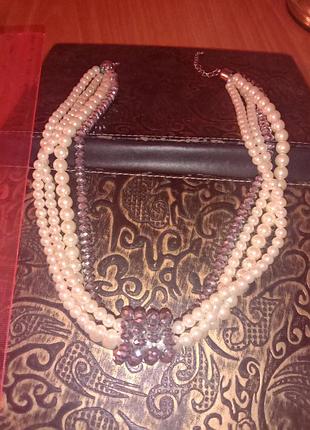 Нарядное нежное ожерелье колье бусы женское из искусственных жемчуга белое молочное серебристое