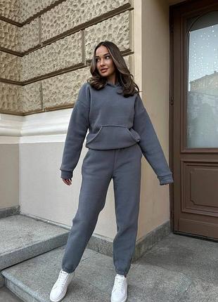 Теплый спортивный костюм