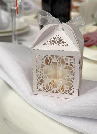 Бонбоньєрки/ воскові свічки /подарки (компліменти) гостям/ботоньерки