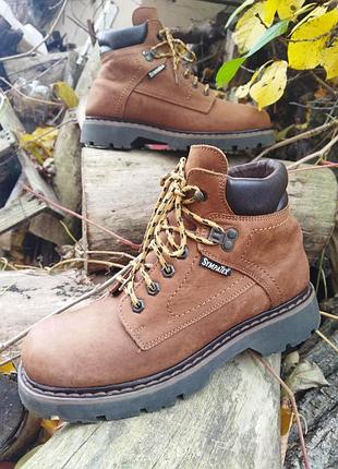 42р. швейцарські утеплені шкіряні черевики на мембрані sympatex термочеревики