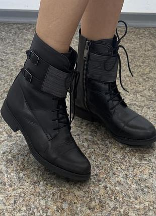 Andrea sabatini шкіряні черевики з ланцюжком моніль