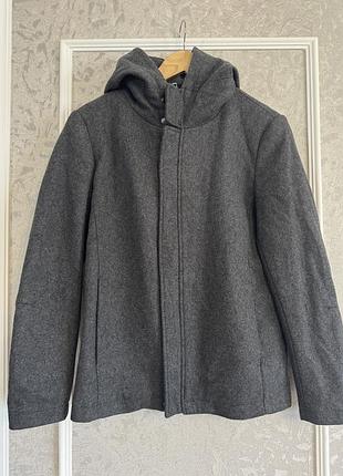 Вовняна курточка тепла з капюшоном