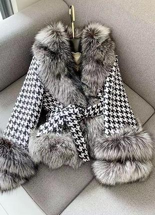 Пальто с мехом