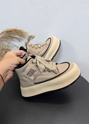 Демисезонные утепленные ботинки для девочки