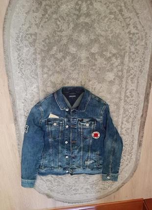 Джинсова курточка  tommy hilfiger