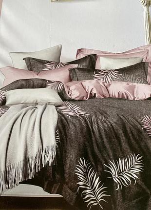 Семейный комплект постельного белья с простыню на резинке ткань - фланель, два пододеяльника