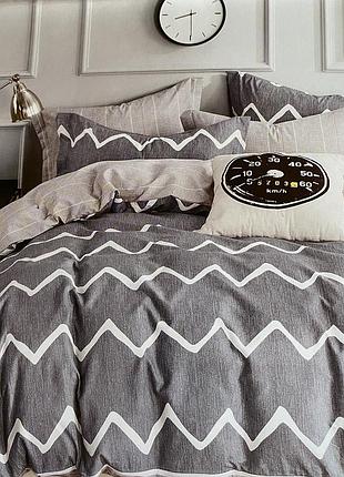 Семейный комплект постельного белья с простыню на резинке ткань - фланель, два пододеяльника