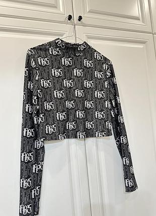 Кроп-топ з довгим рукавом