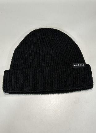 🖤 стильна чорна шапка huf — універсальний аксесуар на кожен день